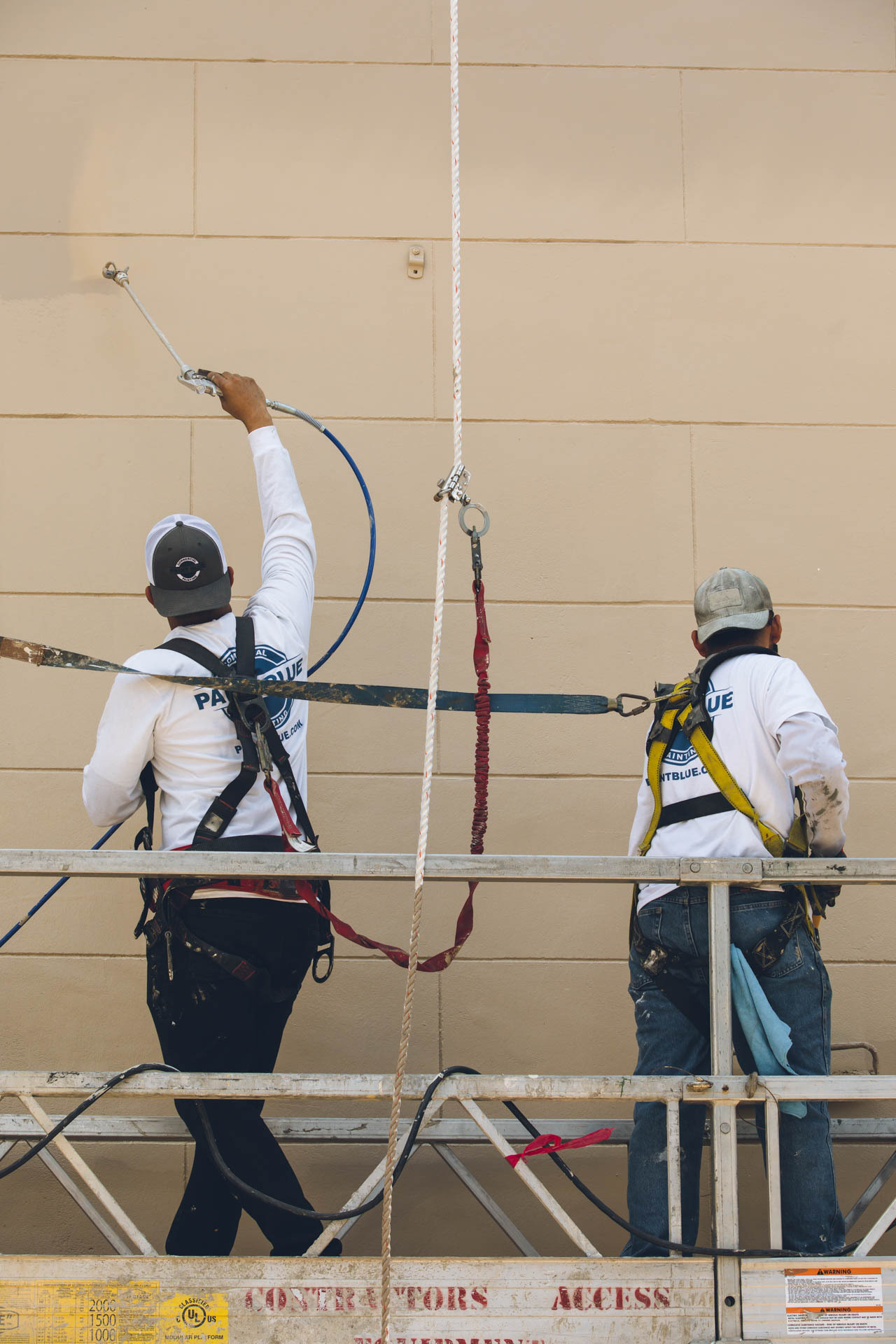 paint blue commerical painters